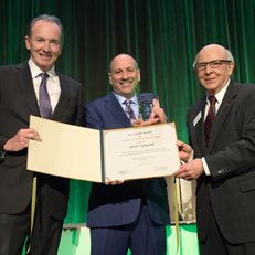 David Cowen and Dick Sylla present the 2020 Whitehead Award to Morgan Stanley CEO James P. Gorman
