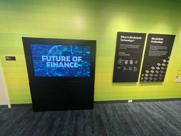 Blockchain display with intro video in 