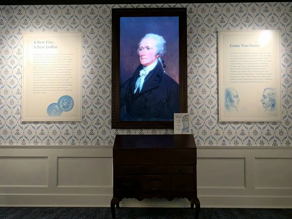 Alexander Hamilton living portrait