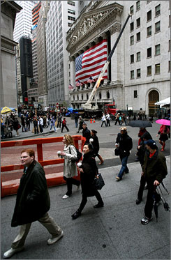 Wall Street Tours Offer a Crash Course in Economic History